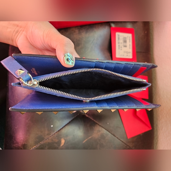 Valentino Rockstuds Mid Long CALFSKIN Leather Wallet Royal Blue Zip-Around - Picture 5 of 16
